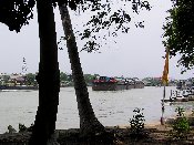 Lastkahn kl.jpg (10620 Byte)