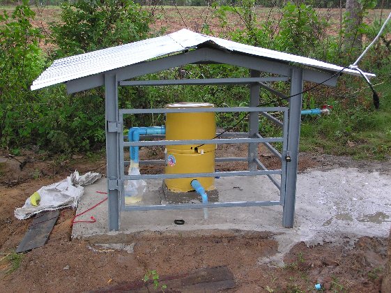 Pumpe.JPG (95915 Byte)