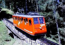 Pilatus, Schweiz: Steilste Zahnradbahn der Welt
     (Foto: ©2001 M. Jud)