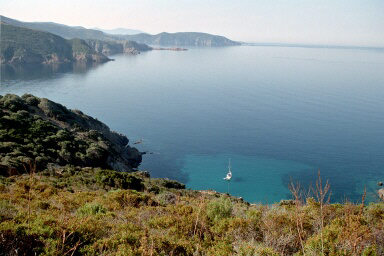 vue depuis le camping du Clos du Mouflon o nous avons dormi du jeudi 12 au dimanche 15 aot 2004 